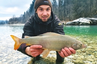 A niekedy aj lipňov... Tohto 51 cm bombarďáka chytil kamarát Tomáš pri našej minuloročnej výprave.